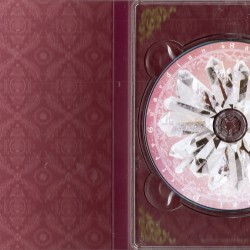 Sailor Moon Crystal Bluray Limited Edition 1 - Box Scans Disc + Inner Cover.jpg