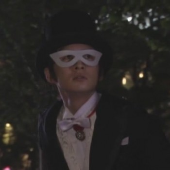 Костюм Таксидо Камэна