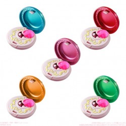 sailormoon-compact-communicator-watch-miniaturely-tablet-candy-toys2016g.jpg
