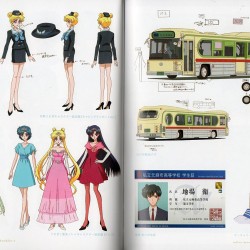 Sailor Moon Crystal Bluray Limited Edition 2 - Booklet  page 015-016.jpg