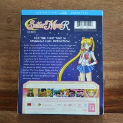 sailor_moon_r_the_movie_blu-ray_back-1024x681.jpg