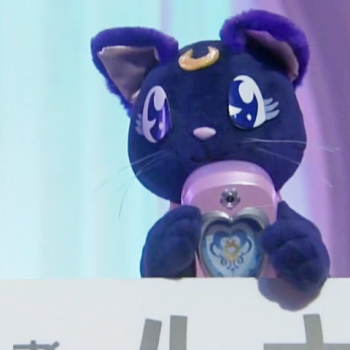 Телефон, с помощью которого Ами может превратиться в кого угодно