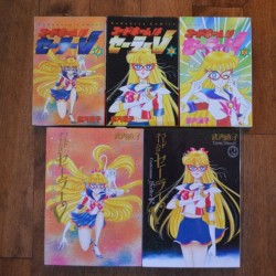 codename_sailor_v_complete_edition_manga_compared_to_the_original_covers-1024x680.jpg